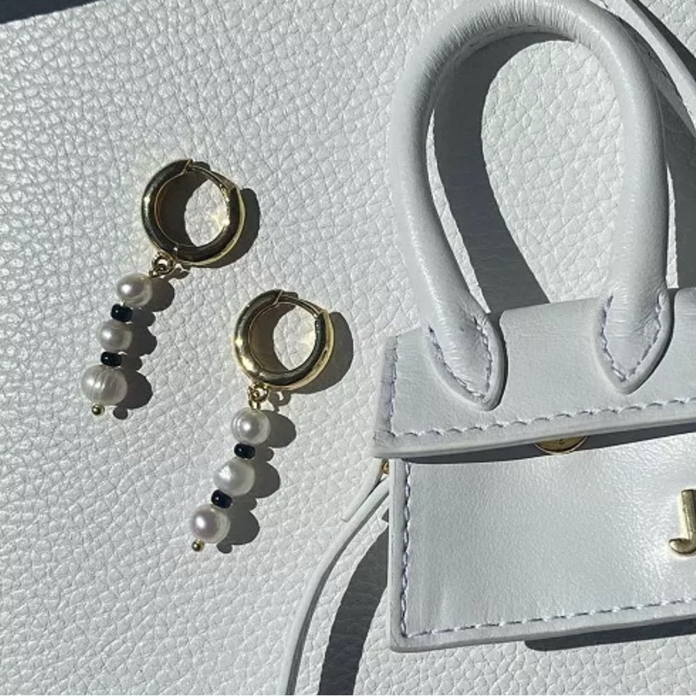 Joey Baby Freshwater Pearl Earrings - Victoria